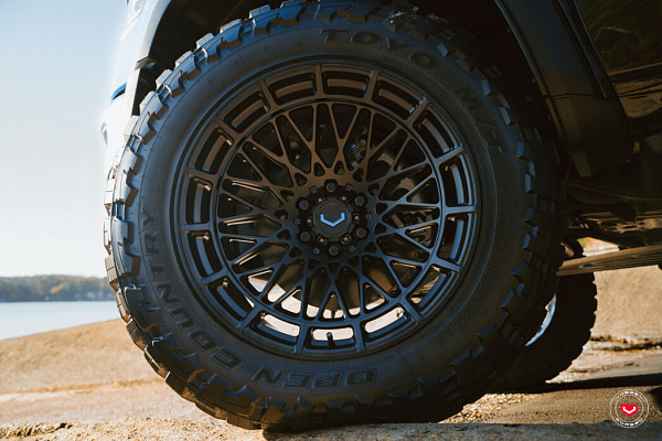Фото дисков Vossen LCX-03 Черный сатин на Ram 1500 V