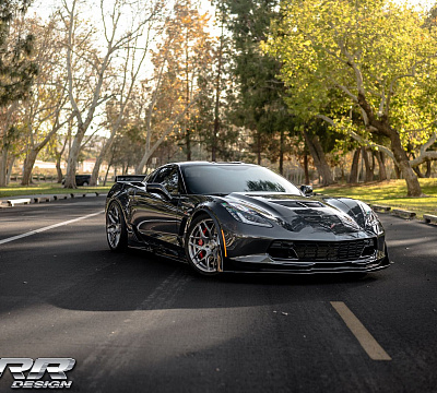 Фото дисков MRR FS01 на Chevrolet Corvette C7