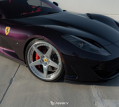 Фото дисков Anrky RS5.3 на Ferrari 812