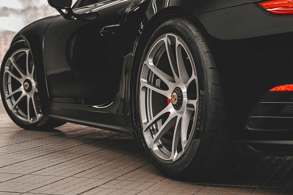 Фото дисков CEC C882 Сатиновый лак на Porsche 911 VII