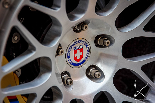 Фото дисков HRE 300 Глянцевый лак на BMW 4/M4 (F32/F82)