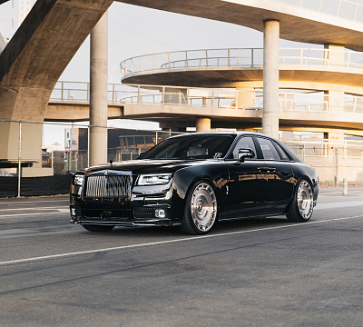 Фото дисков Vossen UV-7 на Rolls-Royce Ghost II