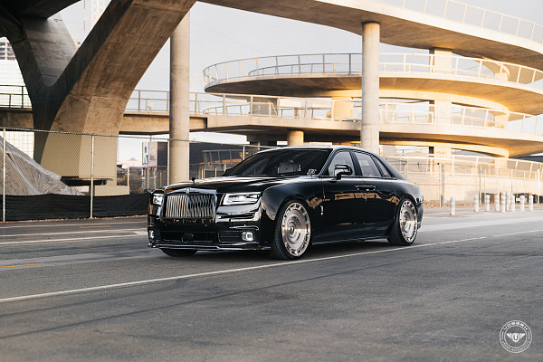Фото дисков Vossen UV-7 Глянцевый тонированный лак на Rolls-Royce Ghost II