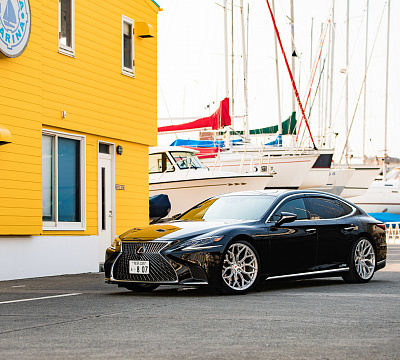 Фото дисков Vossen S17-01 на Lexus LS IV