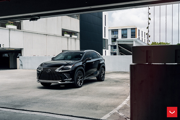 Фото дисков Vossen HF-5 Сатиновый графит на Lexus LX III