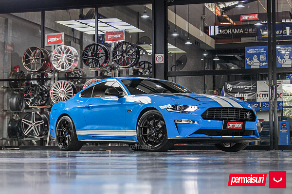 Фото дисков Vossen HF-5 Черный сатин на Ford Mustang VI
