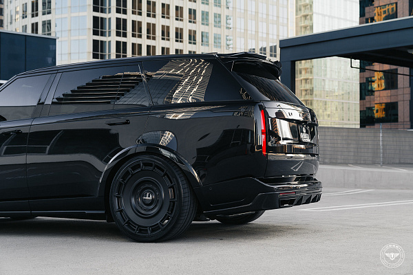 Фото дисков Vossen UV-7 Черный сатин на Land Rover Range Rover V
