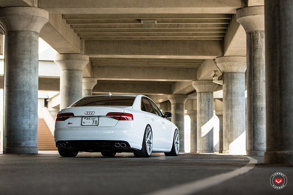 Фото дисков Vossen CG-205 Сатиновый лак на Audi A/S 8 (D4)