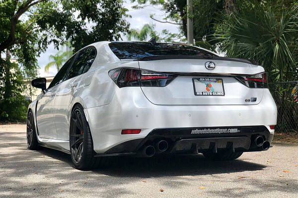 Фото дисков HRE S101 Глянцевый темный лак на Lexus GS IV