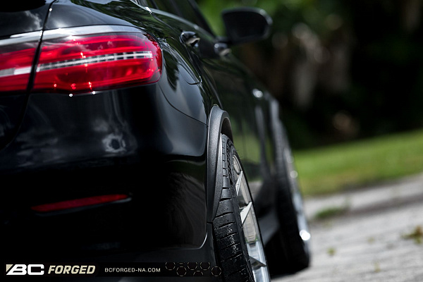 Фото дисков BC Forged HCA162 Глянцевый графит на del Mercedes GLC Coupe (C253)