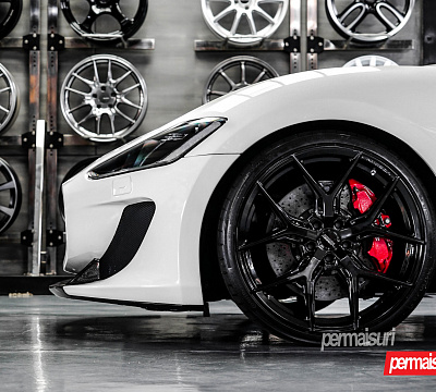 Фото дисков Vossen HF-5 на Maserati GranTurismo I