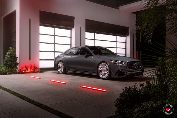 Фото дисков Vossen GEN-04 (3-piece) Глянцевый лак на Mercedes-Benz S-Class (W223)