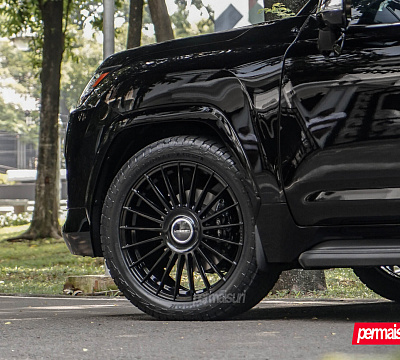 Фото дисков Vossen HF-8 на Lexus LX IV