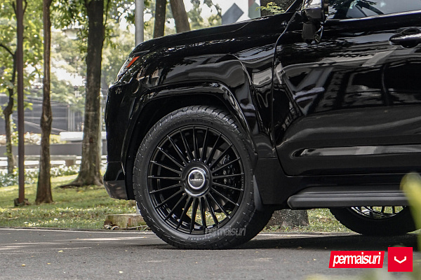 Фото дисков Vossen HF-8 Черный глянец на Lexus LX IV