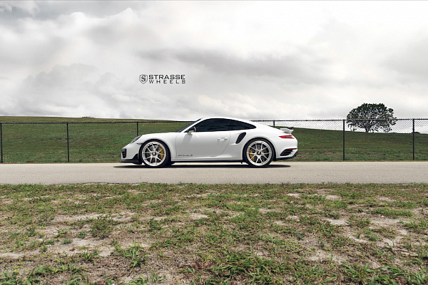 Фото дисков Strasse Wheels SM5R Deep Concave Monoblock Глянцевый лак на Porsche 911 VII