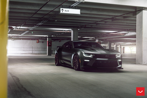 Фото дисков Vossen HF-3 Сатиновая бронза на Chevrolet Camaro VI