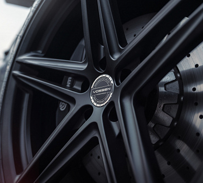 Фото дисков Vossen VFS-5 на Ford Mustang VI