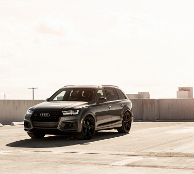 Фото дисков Vossen HF-1 на Audi Q7 (4M)
