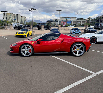 Фото дисков Giovanna Cinque на Ferrari 296