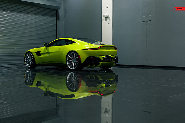Фото дисков Anrky AN18 Глянцевый лак на Aston Martin Vantage 4