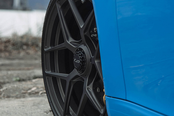 Фото дисков Brixton Forged PF7 Сатиновый темный лак на Porsche 911 VII