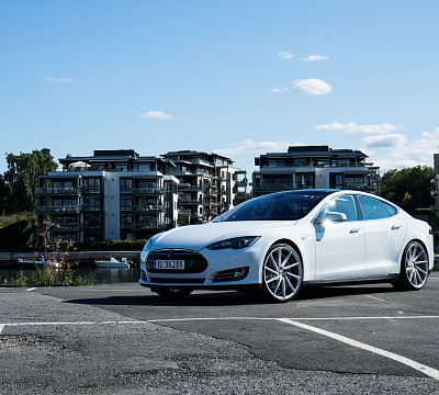 Фото дисков Vossen CVT на Tesla Model S
