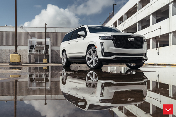 Фото дисков Vossen HF6-2 Серебро на Cadillac Escalade V