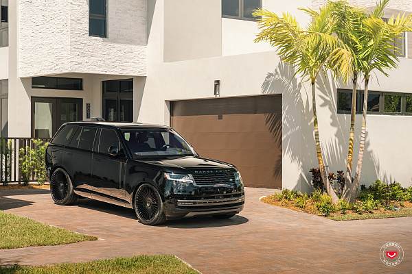Фото дисков Vossen S17-16 Черный глянец на Range Rover V