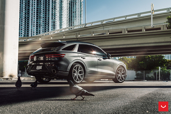 Фото дисков Vossen HF-5 Серебро на Genesis GV70