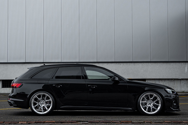 Фото дисков ST Wheels ST9 Полированный лак на Audi A/S/RS 4 (B9)