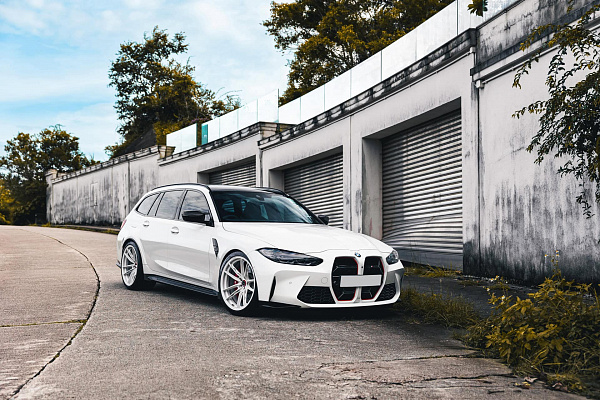 Фото дисков Brixton Forged FDE03 Белый глянец на BMW 3/M3 (G2x/G80)