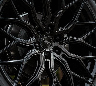 Фото дисков Vossen HF6-3 на Chevrolet Suburban XII