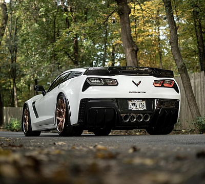 Фото дисков Savini SV67 на Chevrolet Corvette C7