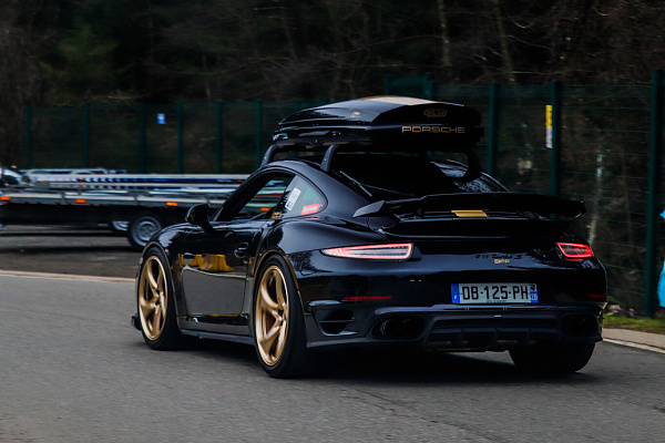 Фото дисков HRE 522M Глянцевое золото на Porsche 911 VII