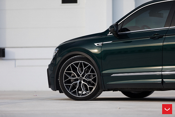 Фото дисков Vossen HF-2 Алмазная проточка на Volkswagen Tiguan II