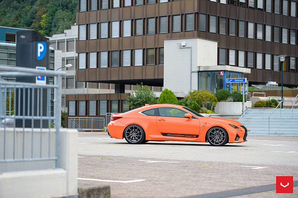 Фото дисков Vossen CVT Глянцевый графит на Lexus RC
