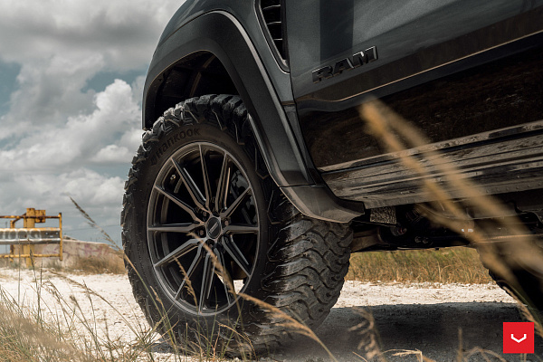 Фото дисков Vossen HF6-1 Алмазная проточка на Ram 1500 V