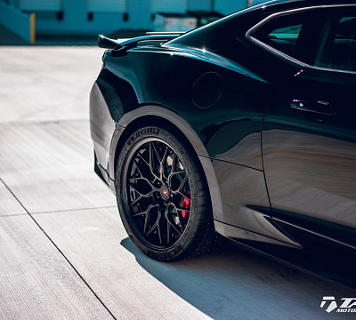 Фото дисков Vossen S17-01 (3-Piece) на Chevrolet Camaro VI