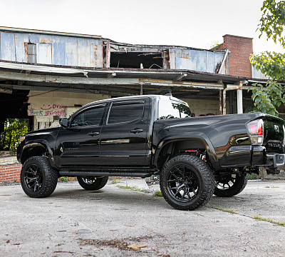 Фото дисков Vossen HF6-4 на Toyota Tacoma III
