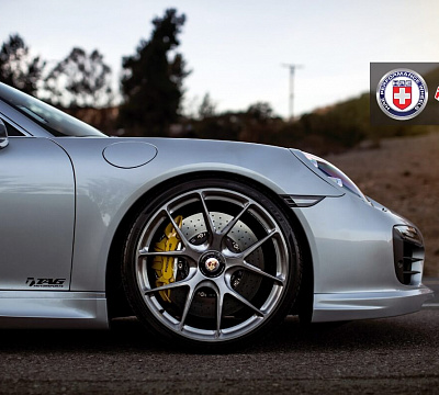 Фото дисков HRE P101 на Porsche 911 VII