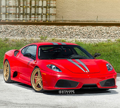 Фото дисков Strasse Wheels SV2T Deep Concave FS на Ferrari F430