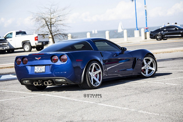 Фото дисков Strasse Wheels S5 Deep Concave Глянцевый лак на Chevrolet Corvette C6