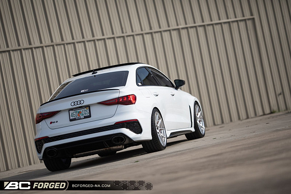 Фото дисков BC Forged HCA165 Глянцевый лак на Audi A/S/RS 3 (8Y)