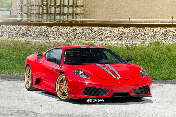 Фото дисков Strasse Wheels SV2T Deep Concave FS Сатиновое темное золото на Ferrari F430