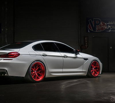 Фото дисков HRE S101 на BMW 6/M6 (F06/F13/F12)