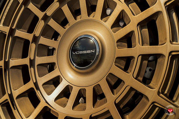 Фото дисков Vossen LC3-12 Глянцевая шампань на Mercedes-Benz G-Class III