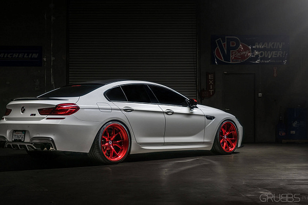 Фото дисков HRE S101 Красный глянец на BMW 6/M6 (F06/F13/F12)