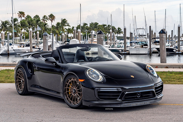 Фото дисков Strasse Wheels SV15FF Deep Concave FS Сатиновая бронза на Porsche 911 VII