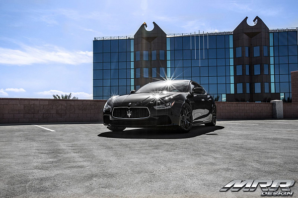 Фото дисков MRR FS01 Черный сатин на Maserati Ghibli