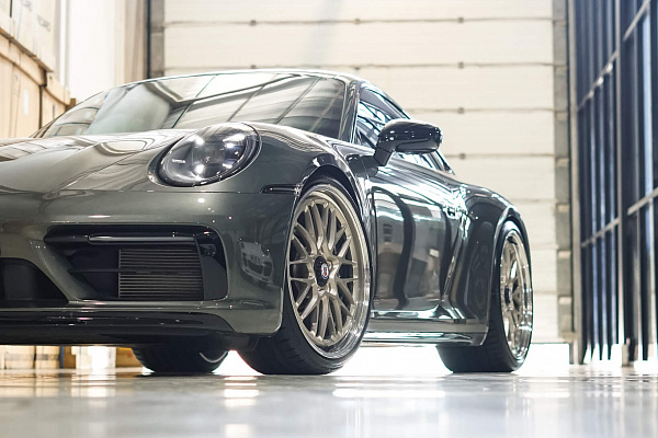 Porsche 992 Carrera GTS